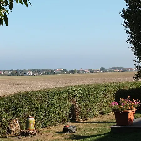 Apartment Cosy In With Garden Kuehlungsborn